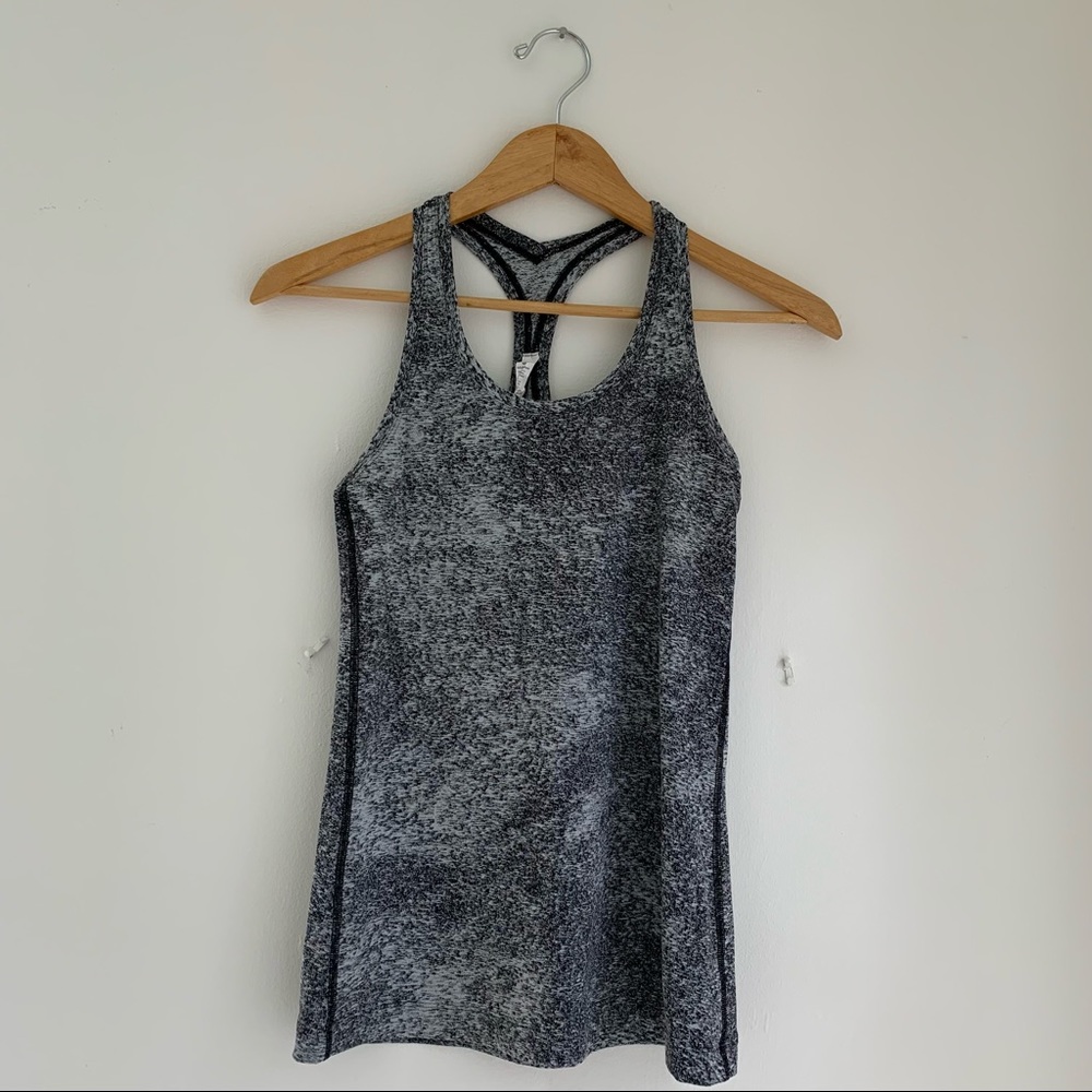 Lululemon tank top